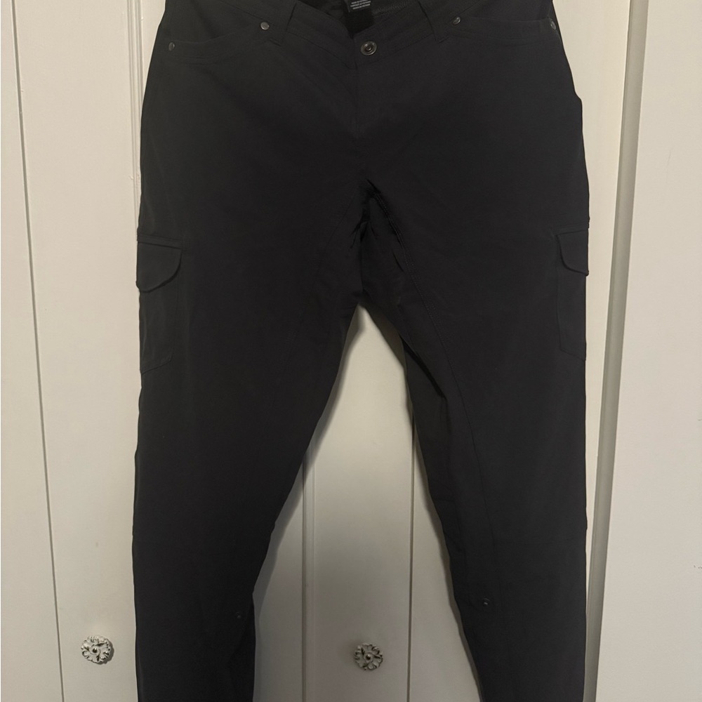 Kuhl Women’s Dark Cargo Pants